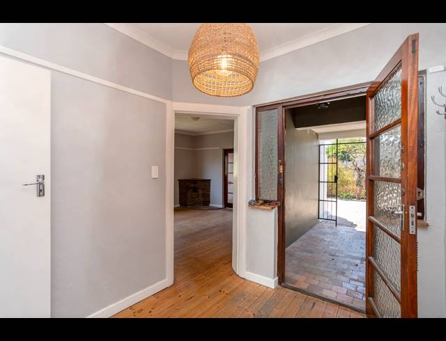 4 BEDROOM FREEHOLD SOLD IN BOSTON